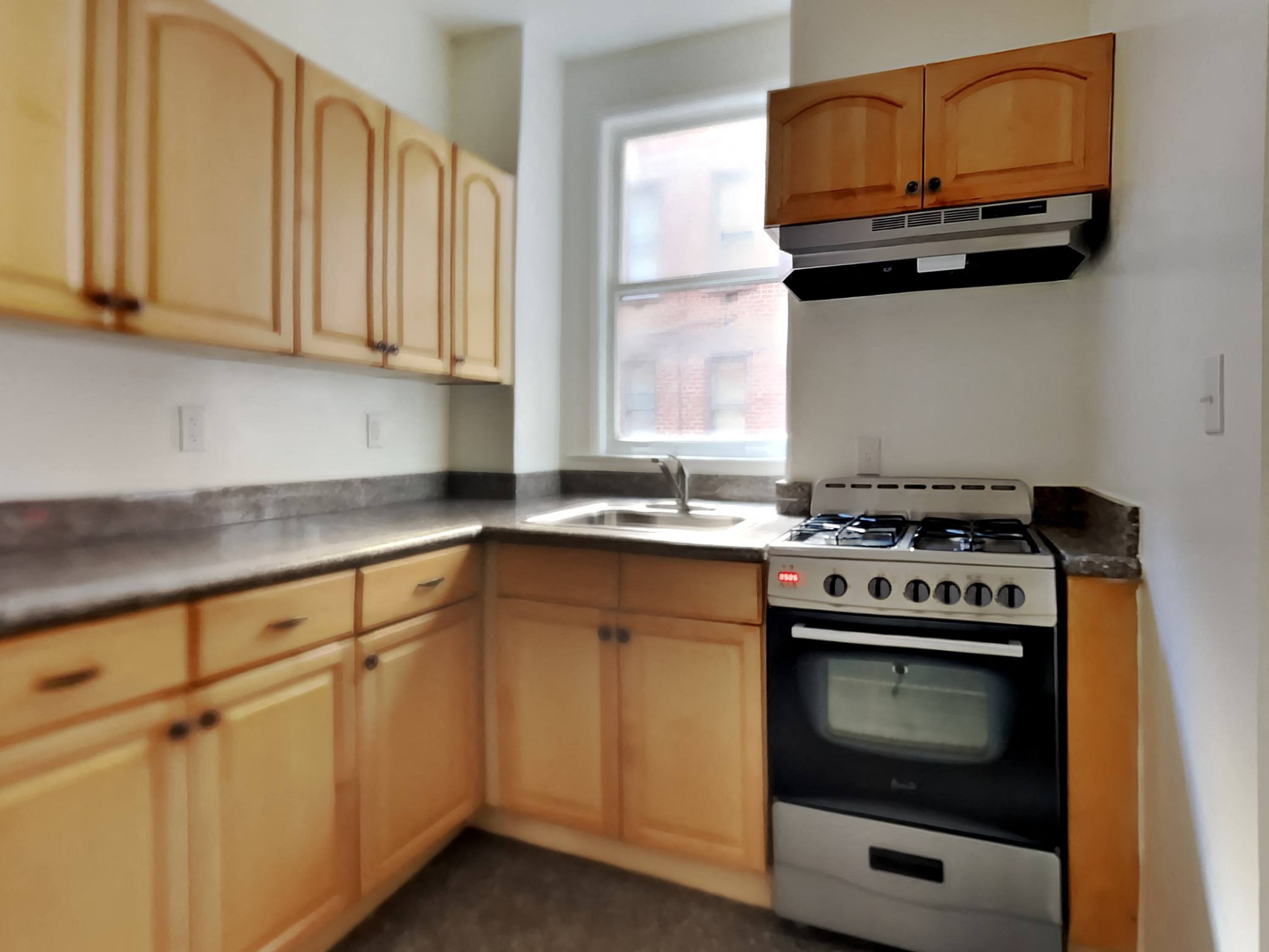 0BR/1BA Apartment on Mcallister Street · San Francisco photo 3